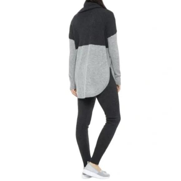 Max Studio Large 2 Ply Cashmere Gray Joggers - Picture 3 of 8